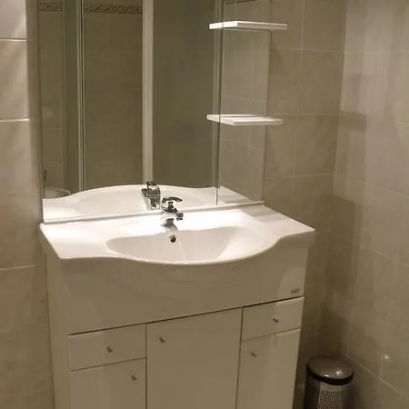 Bel Appart A St Raph Dans Clos Prive Apartment